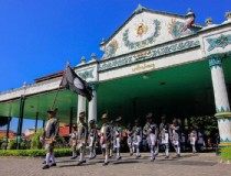 外国姑娘去巴厘岛旅游，外国姑娘去巴厘岛旅游视频