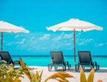 去马尔代夫旅游要交什么税，想在马尔代夫和马来西亚仙本那两个里选一个作为2019年的海岛出游，哪一个更好呢？