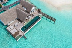 马尔代夫旅游一次多少钱？两个人去马尔代夫大概要多少费用？马尔代夫旅游一人多少价位？